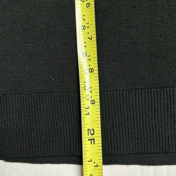 Banana Republic Black Textured Crew-Neck Sweater Tank (Size Small) - Picture 7 of 7